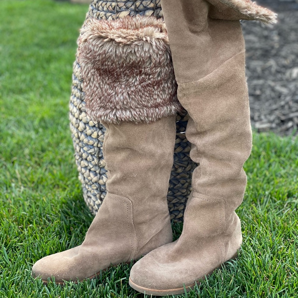 SOLD ✌🏽Sam Edelman Knee High boots (6)